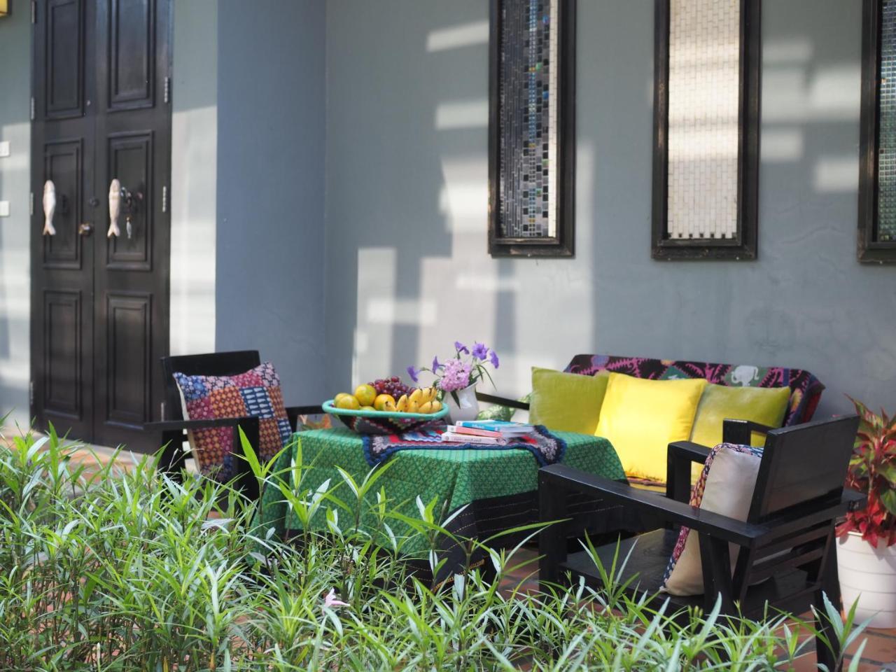 Amphawa Caza Platuu Bed & Breakfast Exterior photo