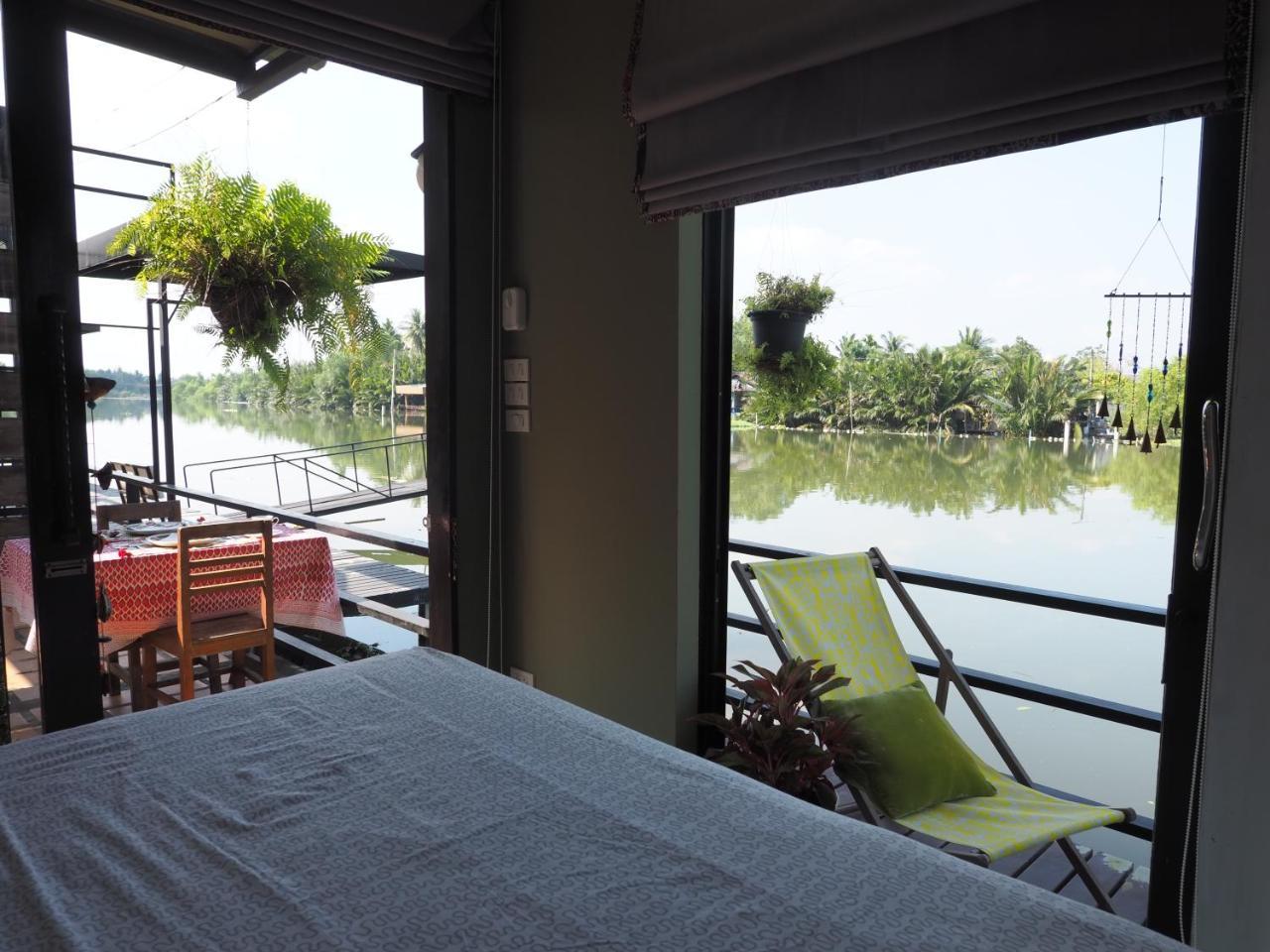 Amphawa Caza Platuu Bed & Breakfast Exterior photo